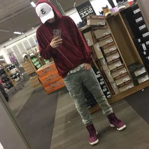 Meet your Posher, James